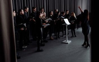 零基礎也能成為K歌達人？香港這家歌唱班教你如何“聲音逆襲”